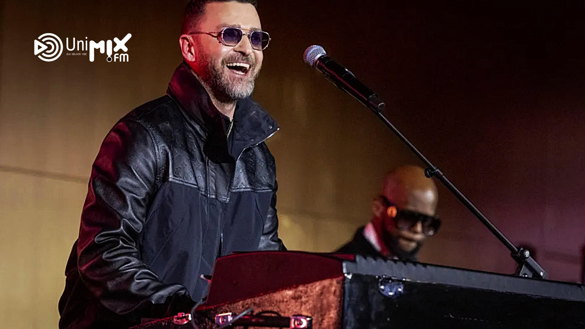 Timberlake elogia Justin Bieber após show