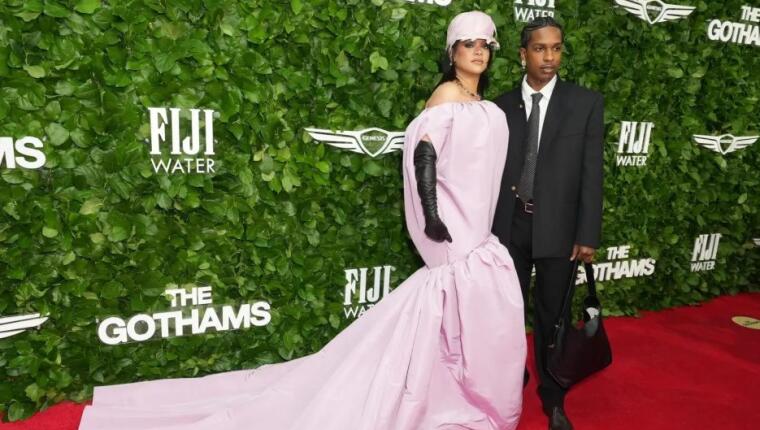 Rihanna disse algo muito comum desde que se tornou mãe